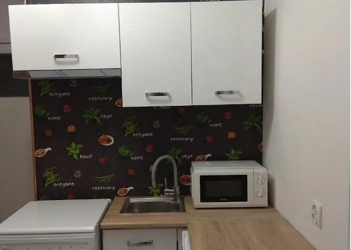 Single Private Room In A 5 Room Shared Apartment